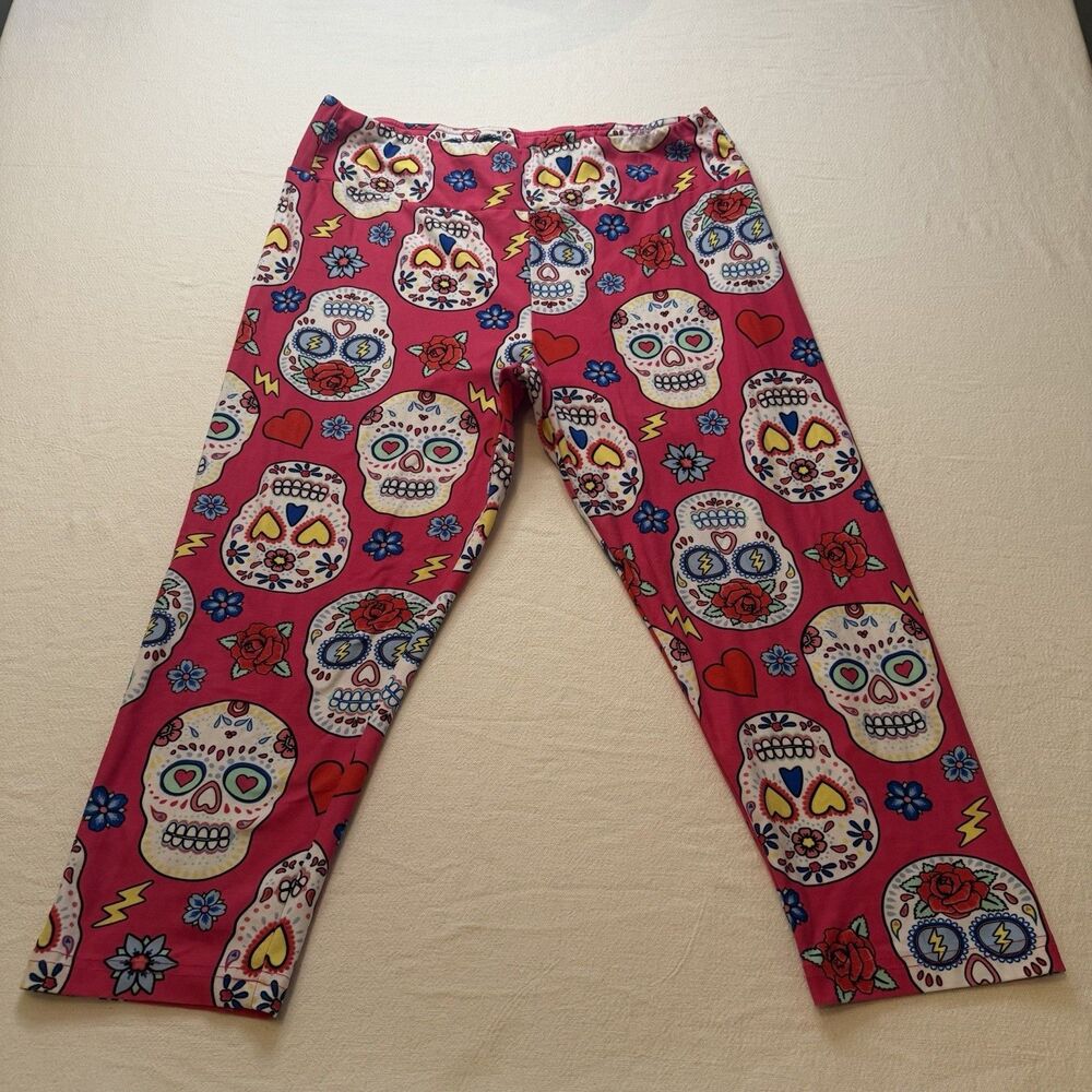 No Boundaries Cropped Leggings Pink with Painted Skulls Size XXL/XXG 3/4 Long